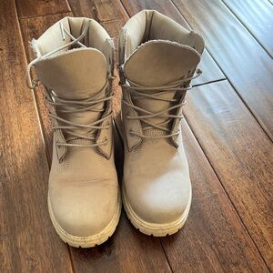 Timberland boots (grey)